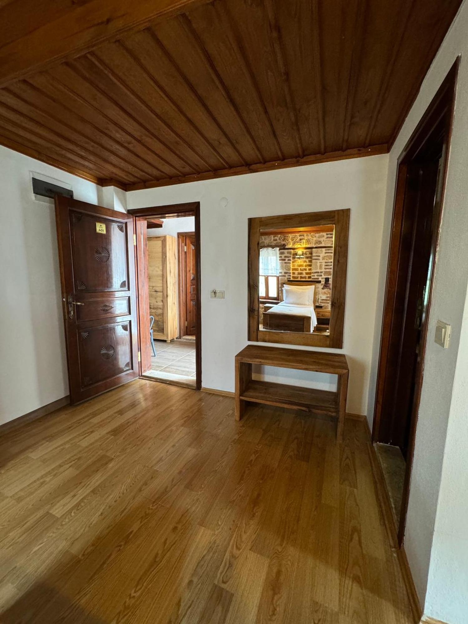 Casa Franco Old Town Hotel อันตัลยา ภายนอก รูปภาพ