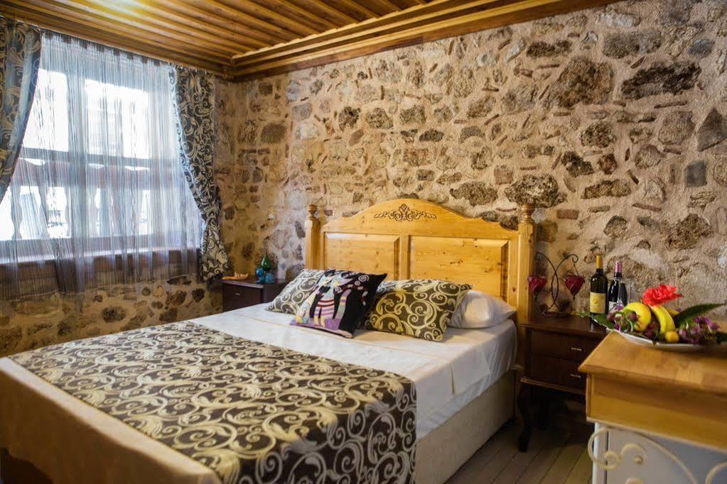 Casa Franco Old Town Hotel อันตัลยา ภายนอก รูปภาพ