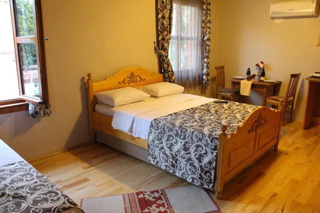 Casa Franco Old Town Hotel อันตัลยา ภายนอก รูปภาพ